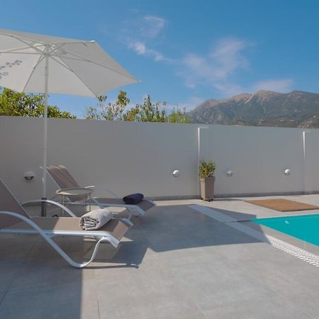 Amoroza Villa 니드리 외부 사진